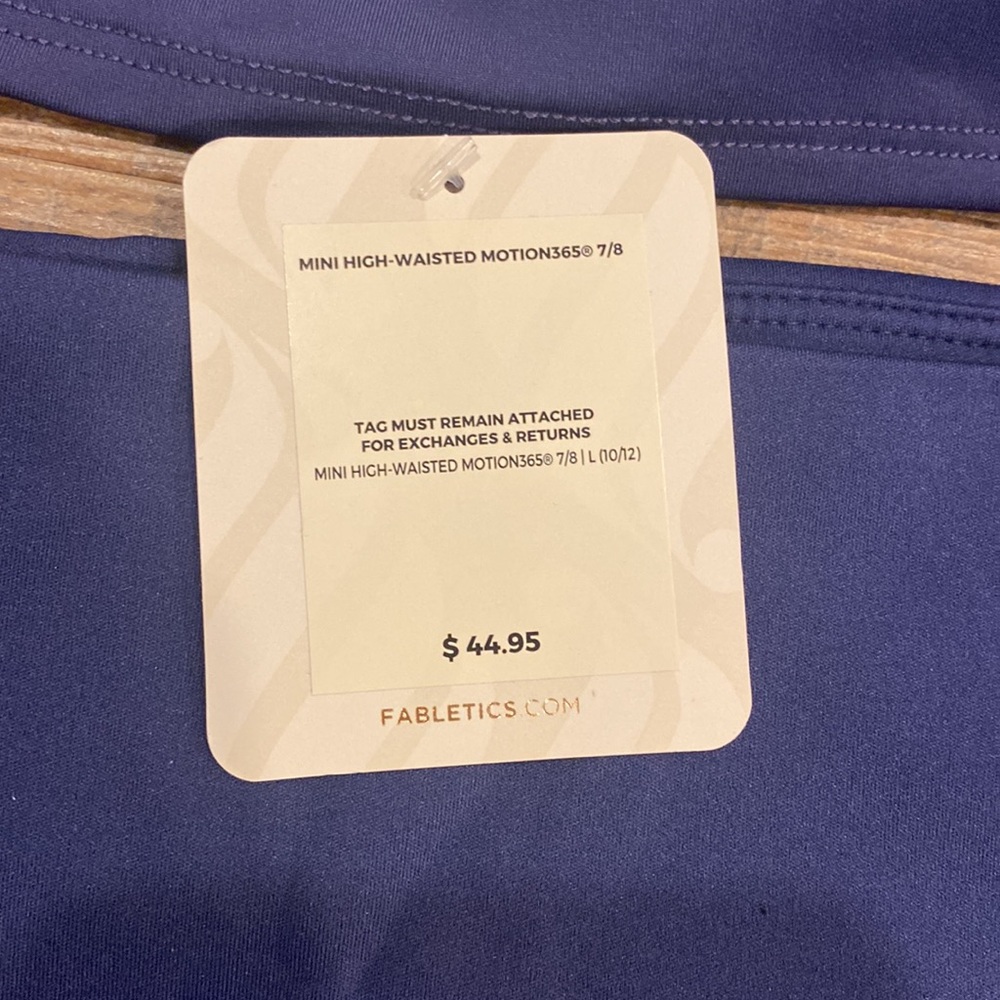 Fabletics Set - Picture 2 of 3